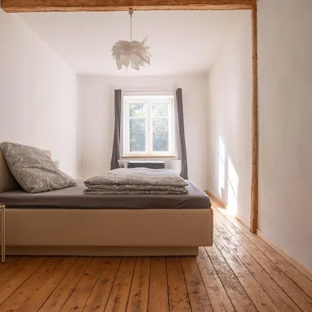 Designwohnung Auf Gutshof Mit Sauna Zw. L/dd شقة *