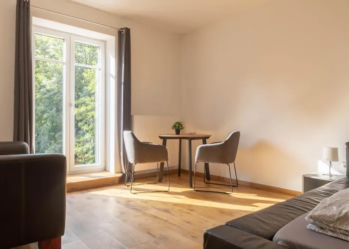 Designwohnung Auf Gutshof Mit Sauna Zw. L/dd Mugeln