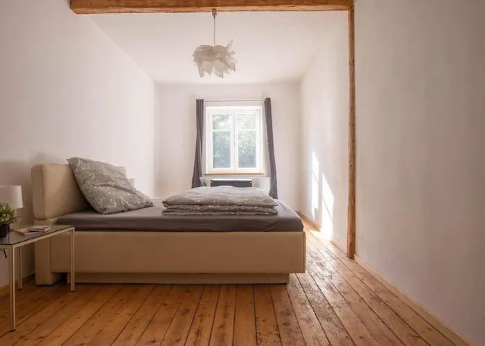 Designwohnung Auf Gutshof Mit Sauna Zw. L/dd شقة *