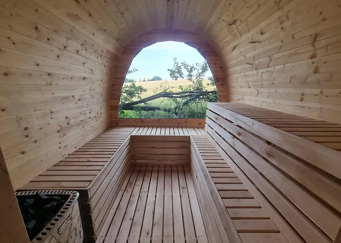 شقة Designwohnung Auf Gutshof Mit Sauna Zw. L/dd Mugeln